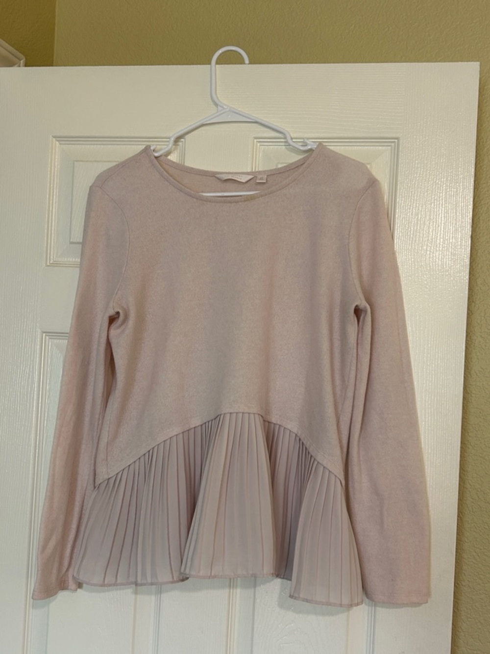 Lauren Conrad Women’s Pale Pink Pleated Hem Sweater